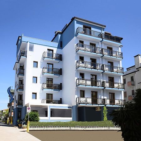 Hotel Ondina Lido di Jesolo Exterior photo